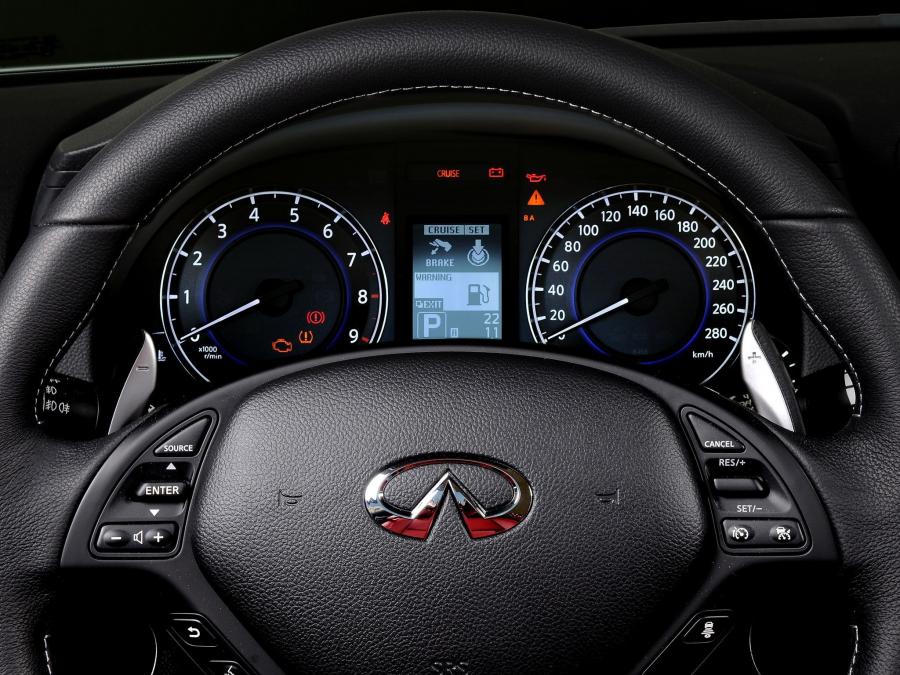  Infiniti G37 Convertible 2010 года  (EU) (фото 2 из 4)